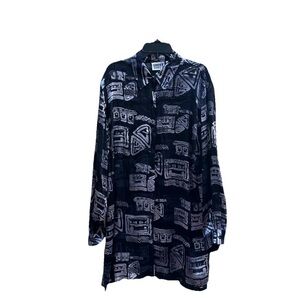 Chico's Design Black and Cream Geometric long Blouse